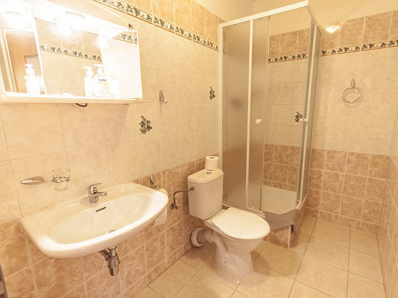 bathroom 23